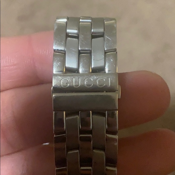 Gucci watch - Picture 3 of 4